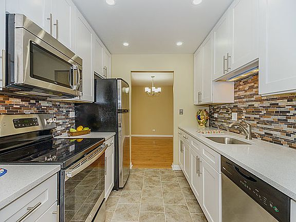 Bright Kitchen