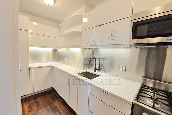 Rented by Peter Ashe | media 1