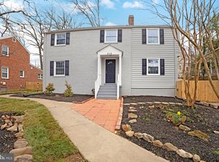 312 Williamsburg Dr, Silver Spring, MD 20901