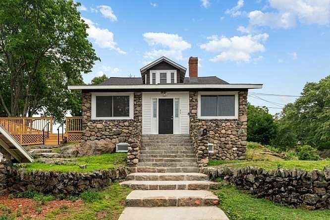1st image of 93 Crescent Hill Ave