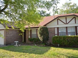 1030 Twinbrooke Dr, Houston, TX 77088