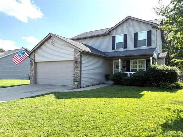 10918 Fallowfield Dr, Lebanon, IL 62254