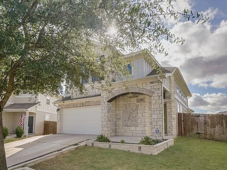 10609 Harwood Overlook Cv — Photo 2