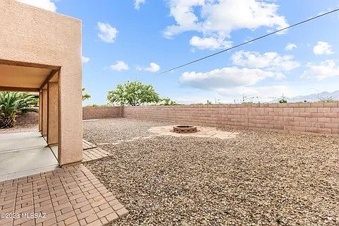 1st image of 5215 E Agave Vista Dr