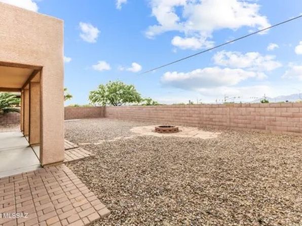 5215 E Agave Vista Dr