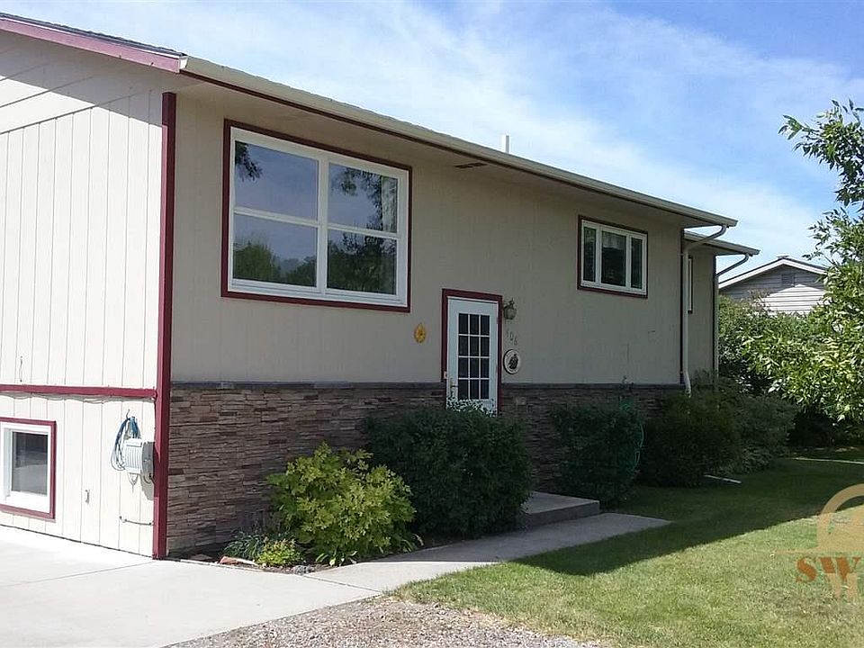 1st image of 406 McEwen Dr
