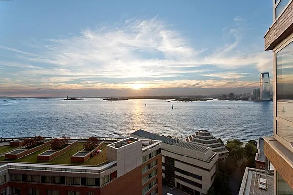 Sold by Douglas Elliman | media 21