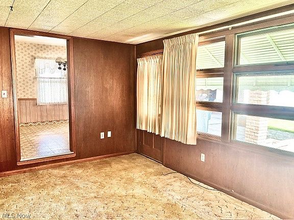 5th image of 1697 Marigold Ave