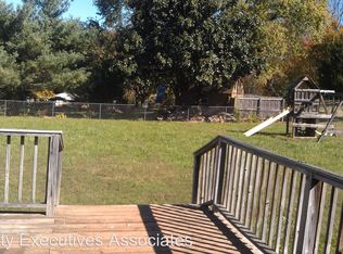 3222 Granite Cir, Louisville, TN 37777