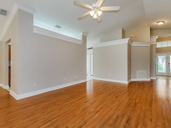 3rd image of 27448 Sky Lake Cir