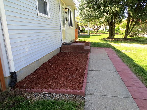 3rd image of 2434 N Centennial St