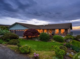 1035 Shorecrest Pl, Camano Island, WA 98282