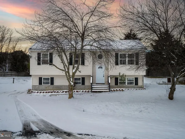 56 Koy Ct, Strasburg, VA 22657