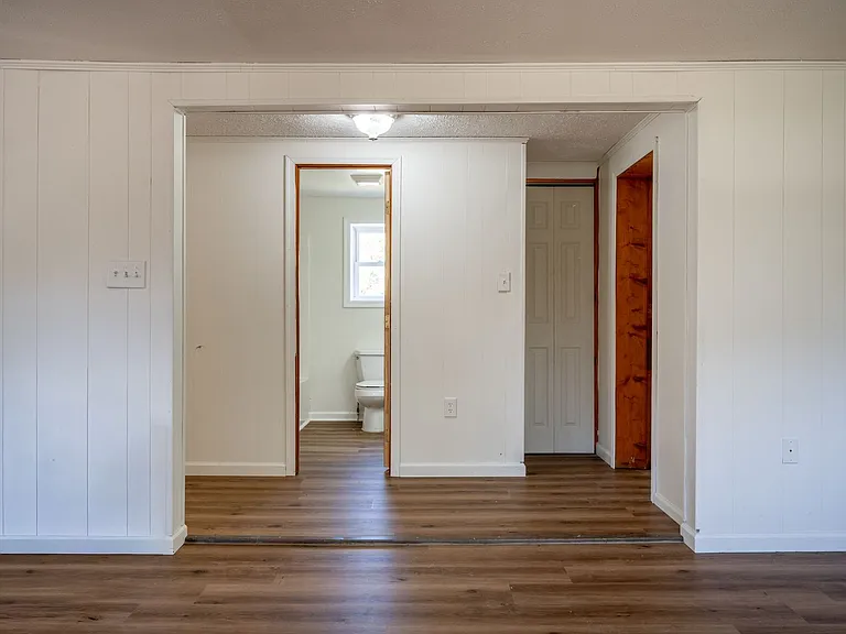 7278 Manns Dr — Photo 10