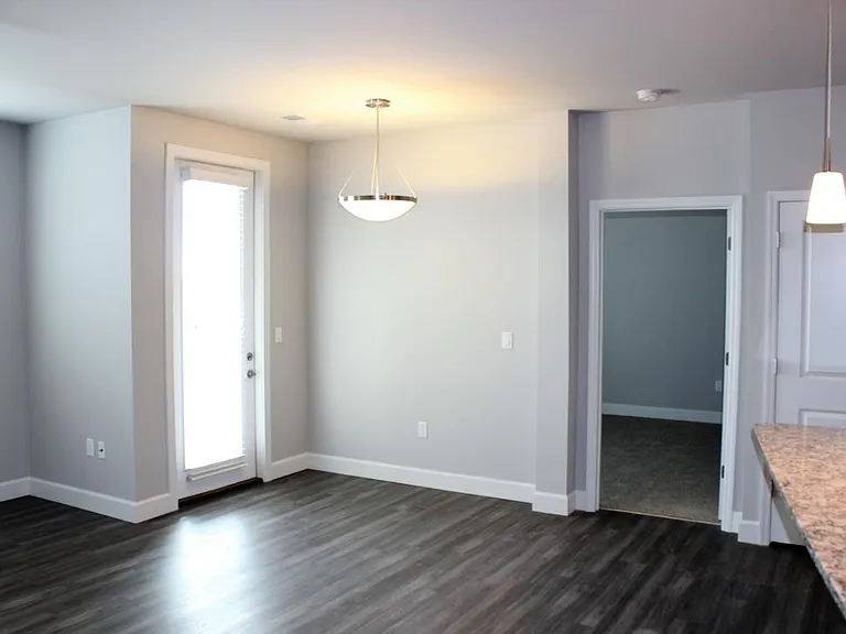 The Vue at Creve Coeur Apartments — Photo 104