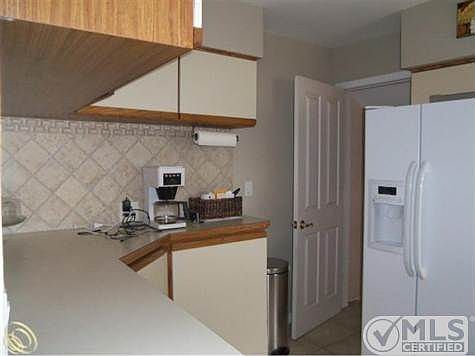 kitchen2.jpg