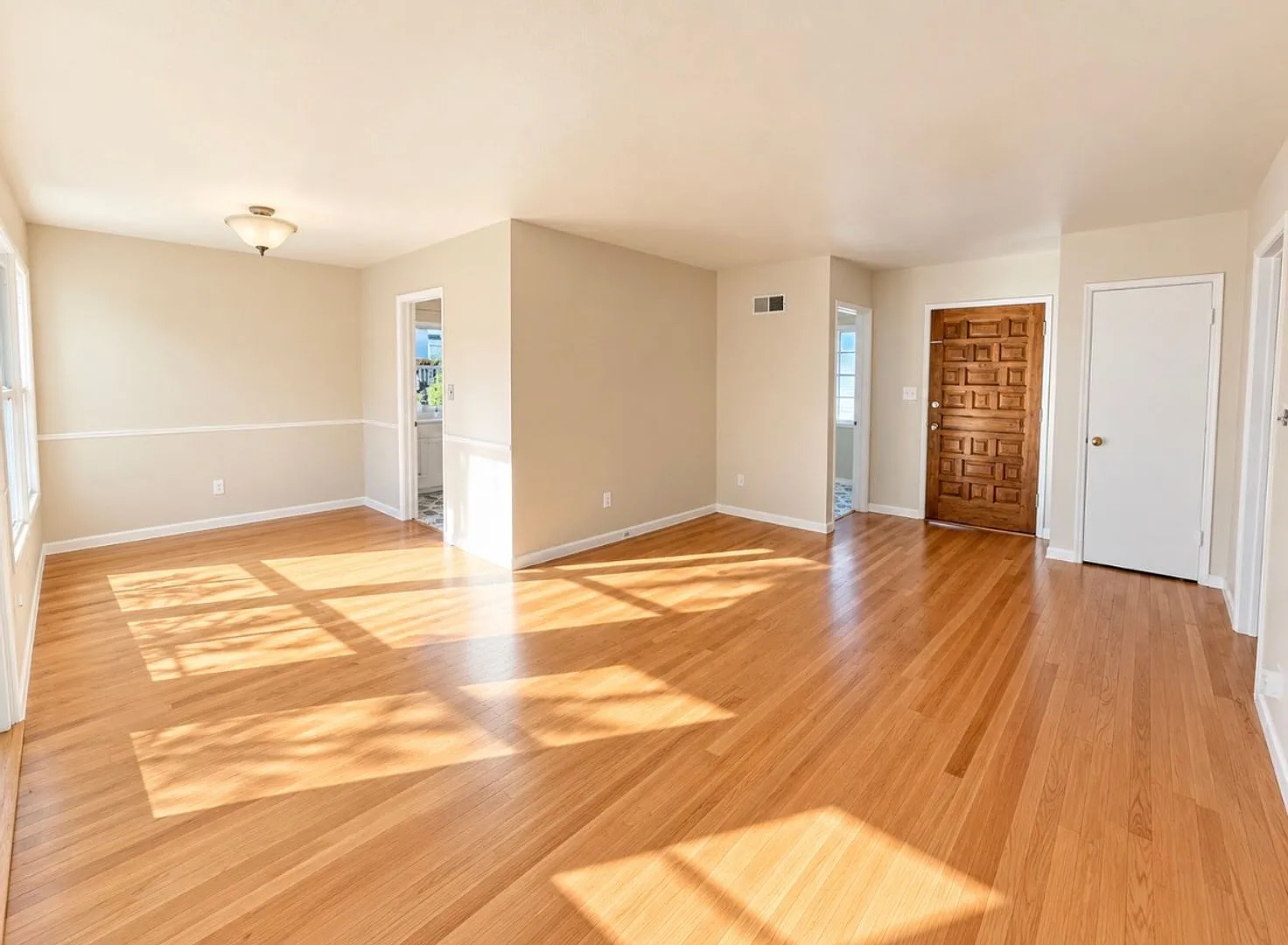 Charming 3 Bedroom Home with Spacious Backyard and Garage in Desirable Allied Gardens — Photo 3