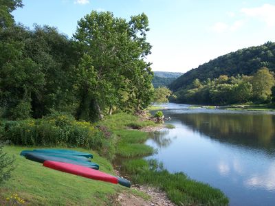 19 Trailside Ln, Hillsboro, WV, 24946