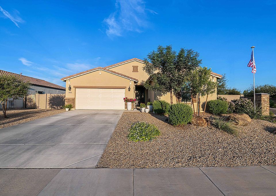 1st image of 41523 N Calle Del Sol