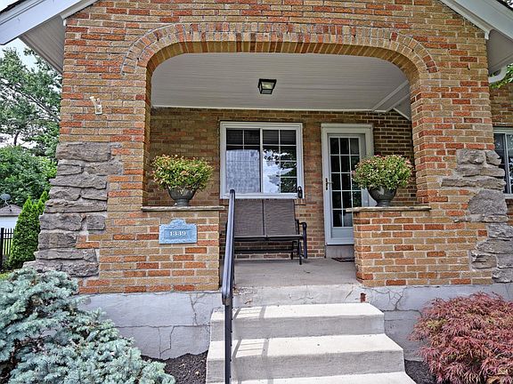 4th image of 1339 Collinsdale Ave