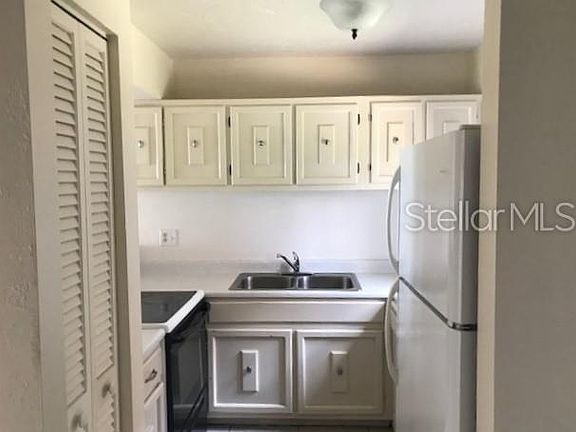 3rd image of 1836 Crystal Lake Dr #34