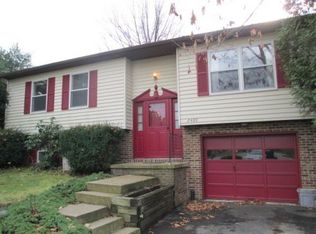 2464 Lexington Cir, State College, PA 16801