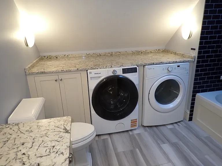 172 Weston St #2 — Photo 28
