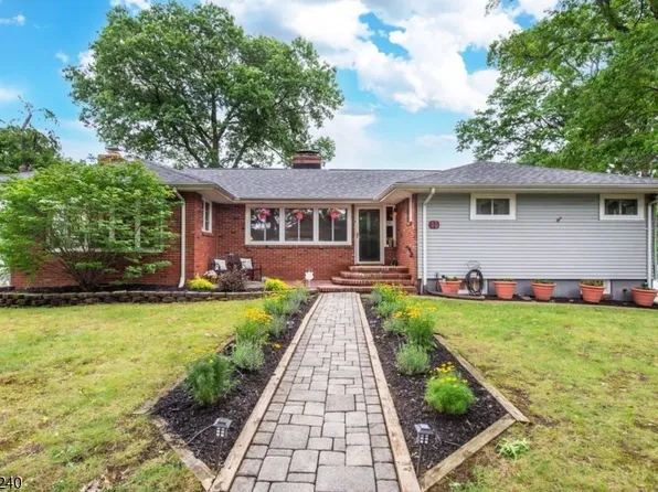 15 Absecon Rd, Parsippany-Troy Hills Twp., NJ 07054
