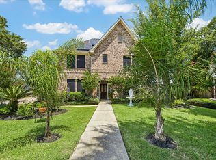 226 Rollingwood Cir, Baytown, TX 77520