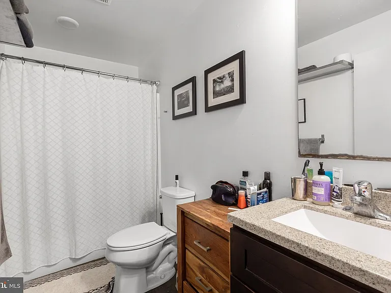 1737 N Howard St #1C — Photo 5