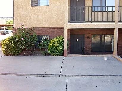 1187 W 540 N #1