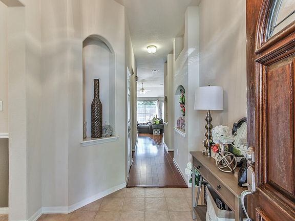 4th image of 14730 Arbor Trace Ct