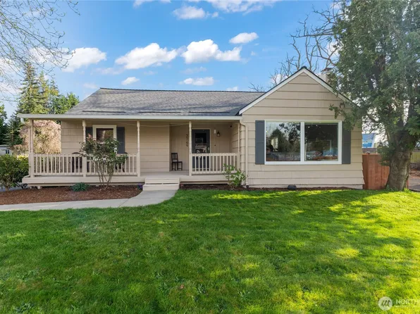 3749 S 166th Street, SeaTac, WA 98188