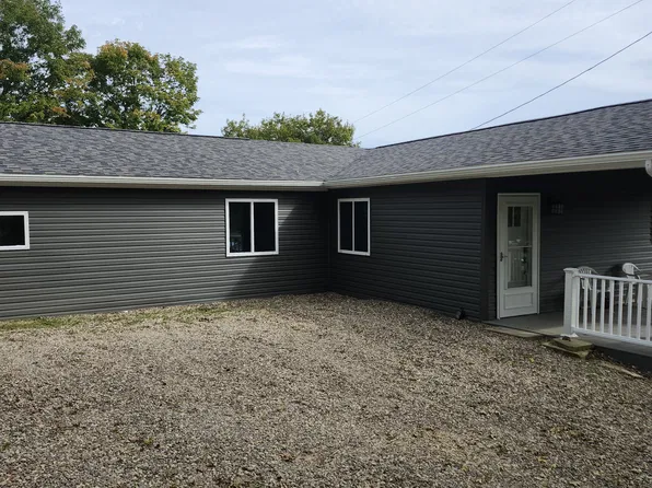 244 Walnut St, Quaker City, OH 43773