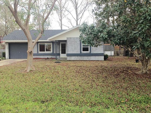 3rd image of 1617 Twin Oak Dr W
