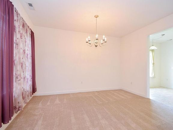 4th image of 79 Cypress Ct