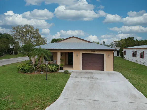 13990 Zorzal Avenue, Fort Pierce, FL 34951