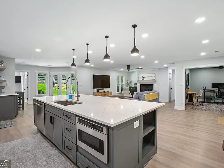 155 Aspen Way — Photo 10