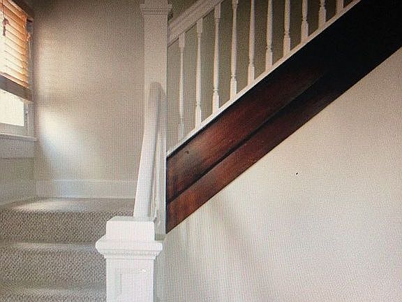 2nd image of 219-221 W Franklin St