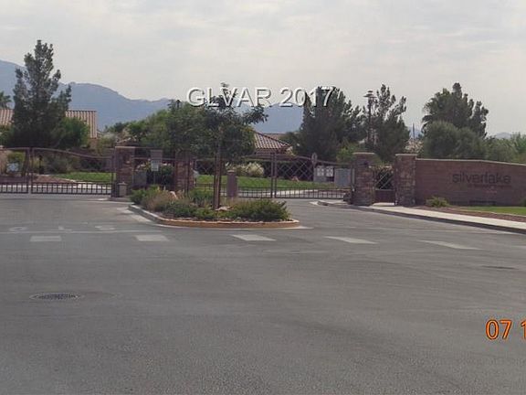 2nd image of 7144 Royal Melbourne Dr