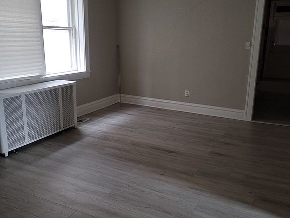 3rd image of 4112 Parrish Ave #1