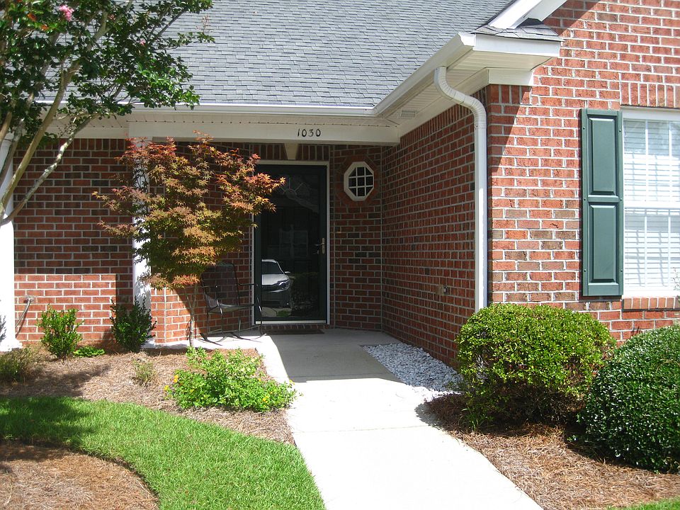 1st image of 1030 Bridgeport Way