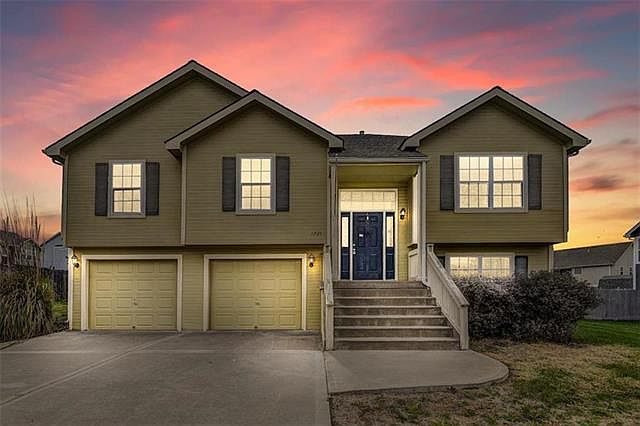 1st image of 3724 Lee Ct