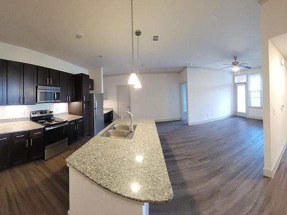3rd image of 7350 Avenue C #4308