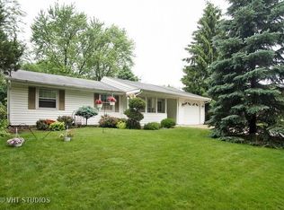 124 Weymouth Ln, Schaumburg, IL 60193