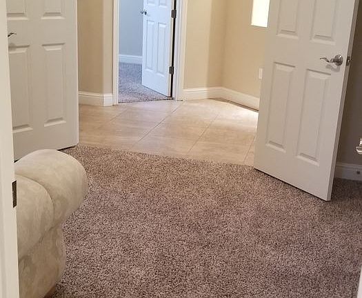 3rd image of 569 Rockport Dr