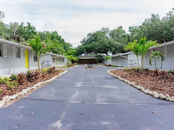 3rd image of 8008 Emi Ann Ln #8012