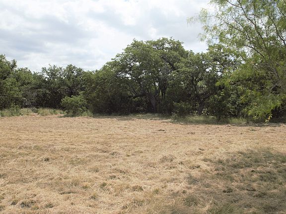 4th image of 101 Creekside Cove