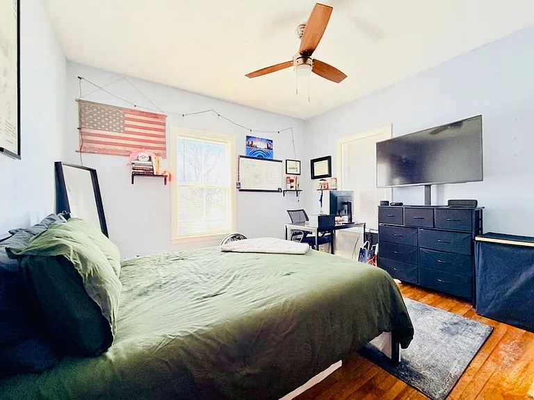 3 Foster St #D2 — Photo 5