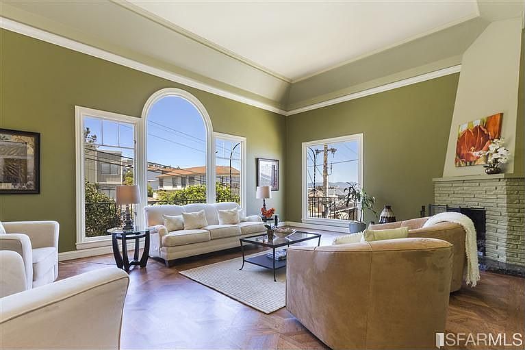 2nd image of 1644 Funston Ave